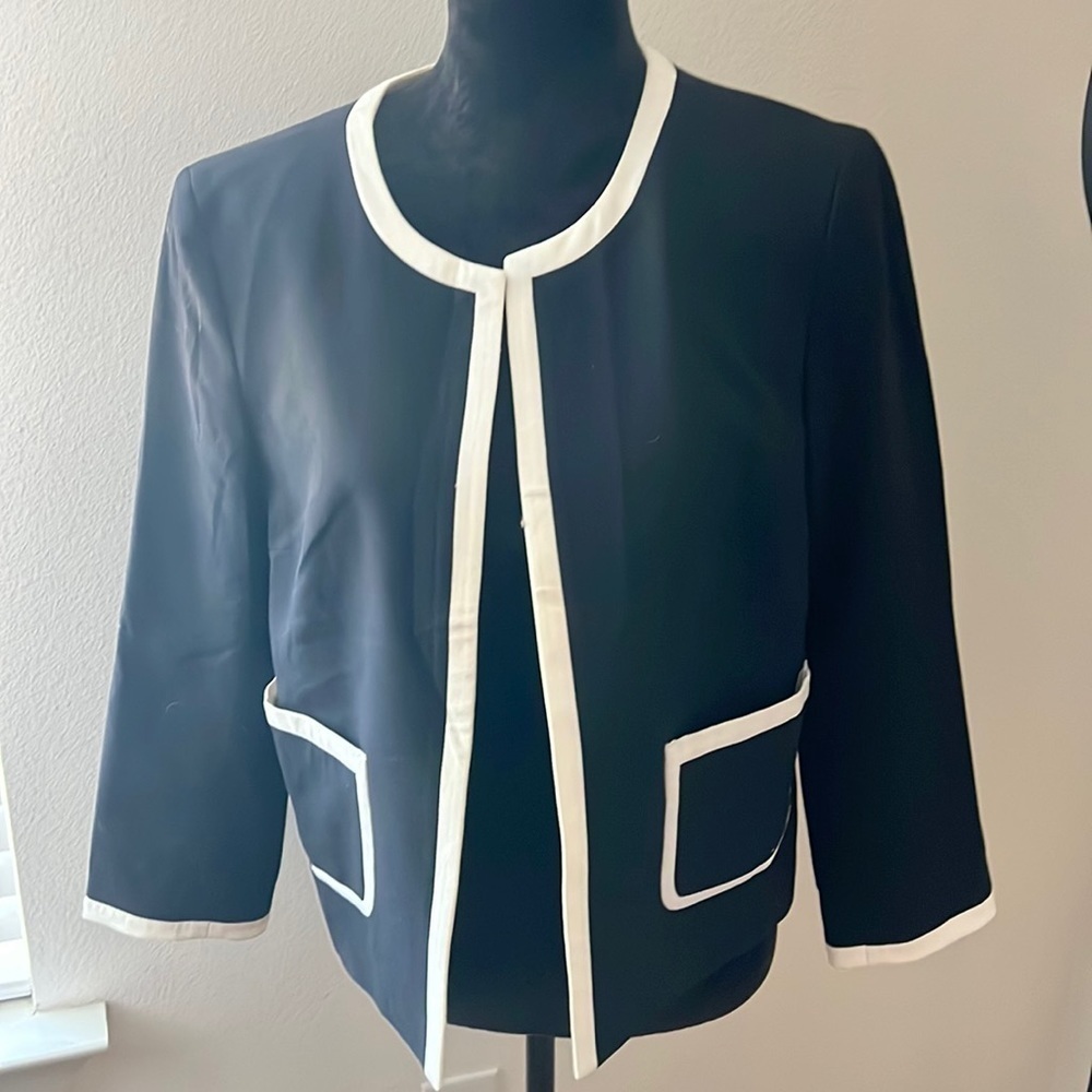 Nine West cropped‎ black ivory edges jacket blazer Sz 10